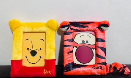 NEW 5x7 Winnie the Pooh and Tigger frames