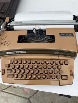 Smith-Corona Coronet Super 12 Electric Portable Typewriter & Case Coronamatic