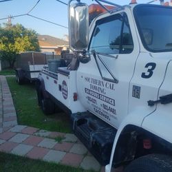 1989 C60 GMC 2 Ton Tow Truck 