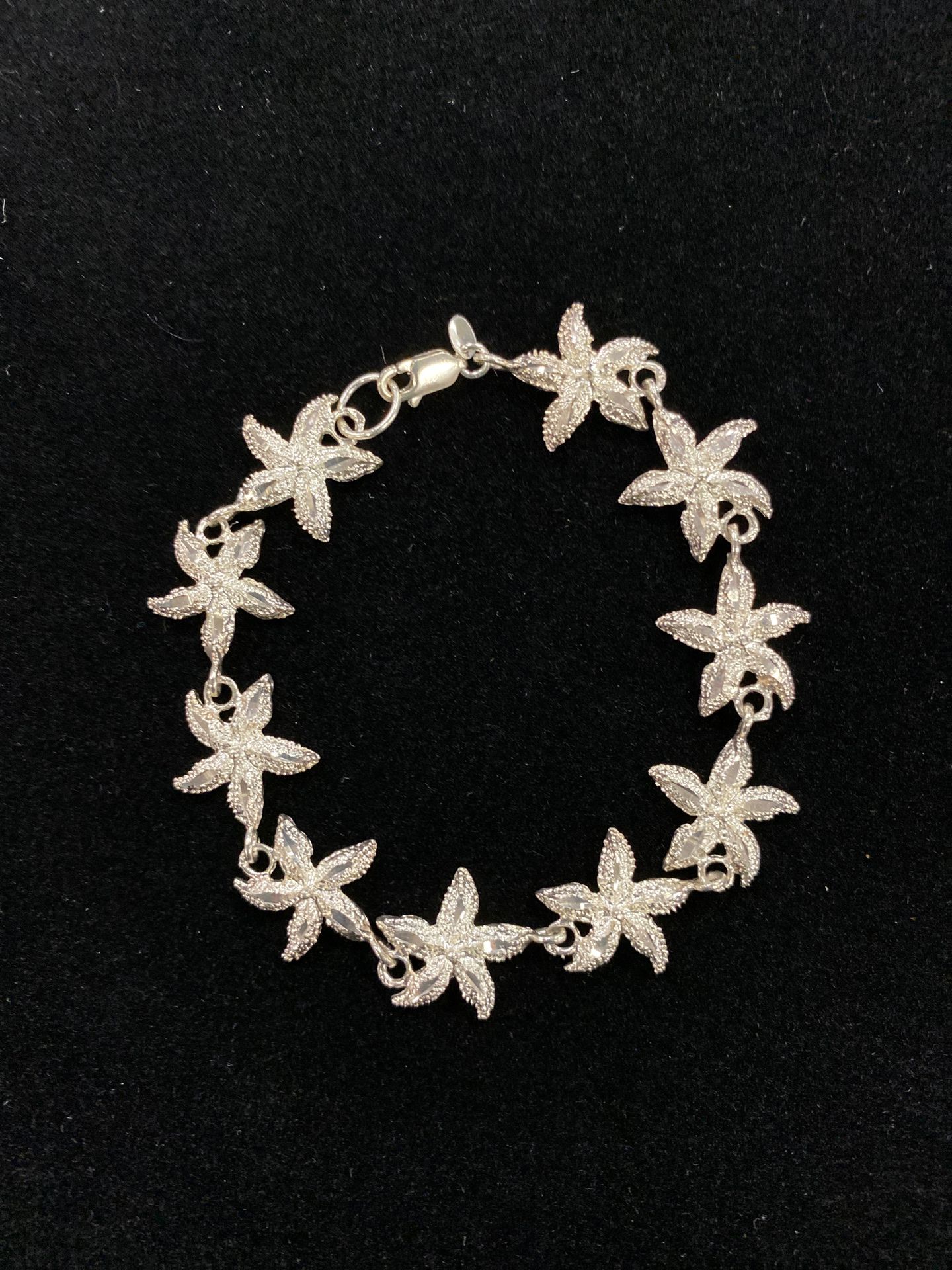 Vintage Silver . 925 Starfish Diamond Cut Bracelet 7.5”