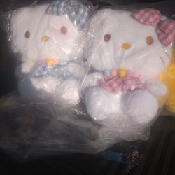 Hello Kitty Plushie Hello Kitty Plushie 🆕 30$each