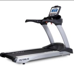 🔥 True Fitness Commercial Treadmill🔥