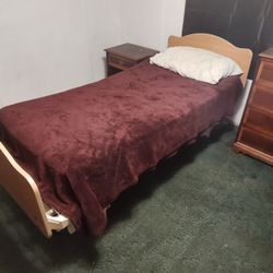 Old Style Hand Crank Hospital Beds (4)