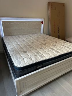 King bed frame with led lights mattress included new in a box.       Cama king size con n Luz led Colchon Incluido     ☎️📱(213)713-74-89