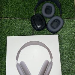 AirPod maxes