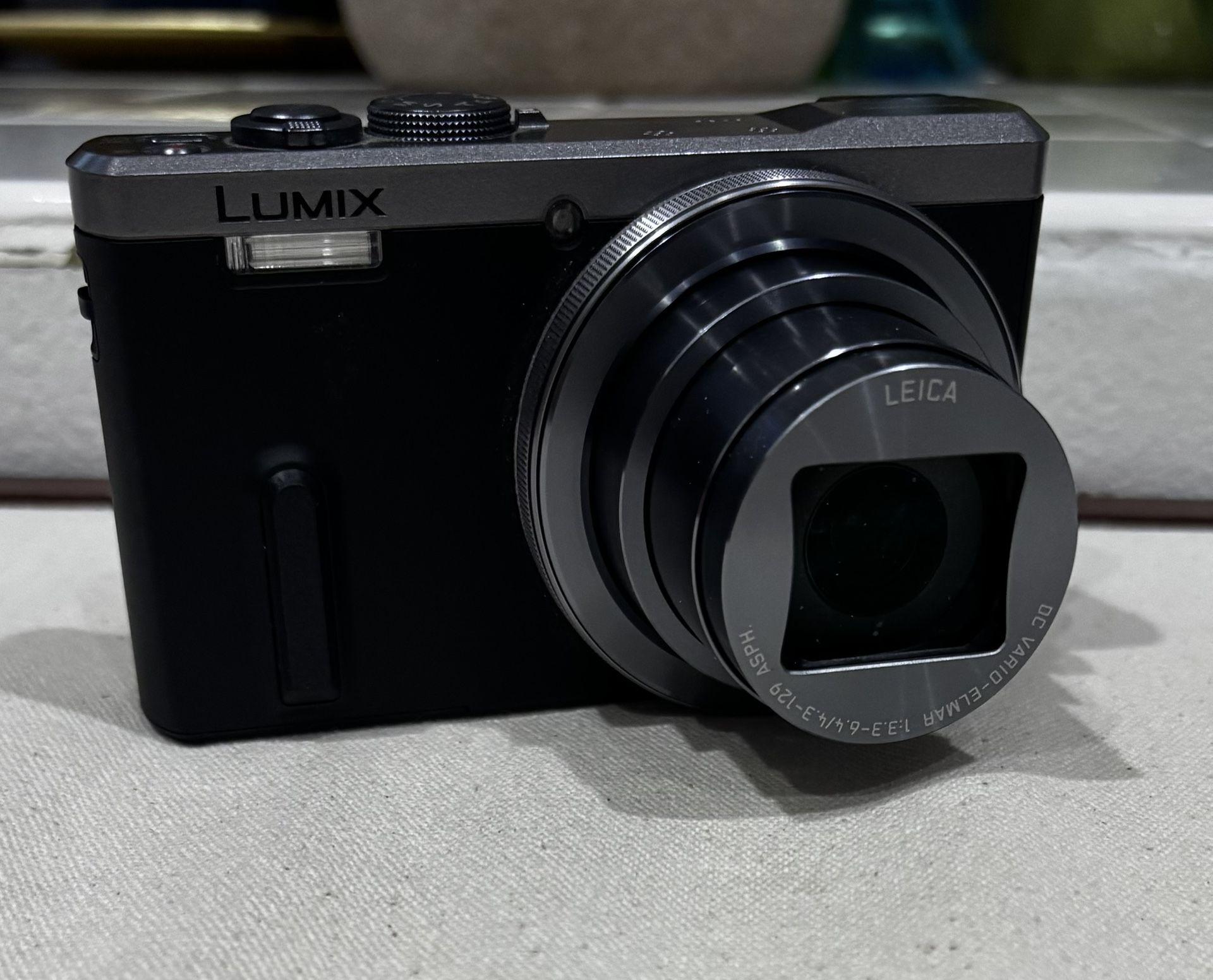 Panasonic LUMIX 18.1 MP Digital Camera