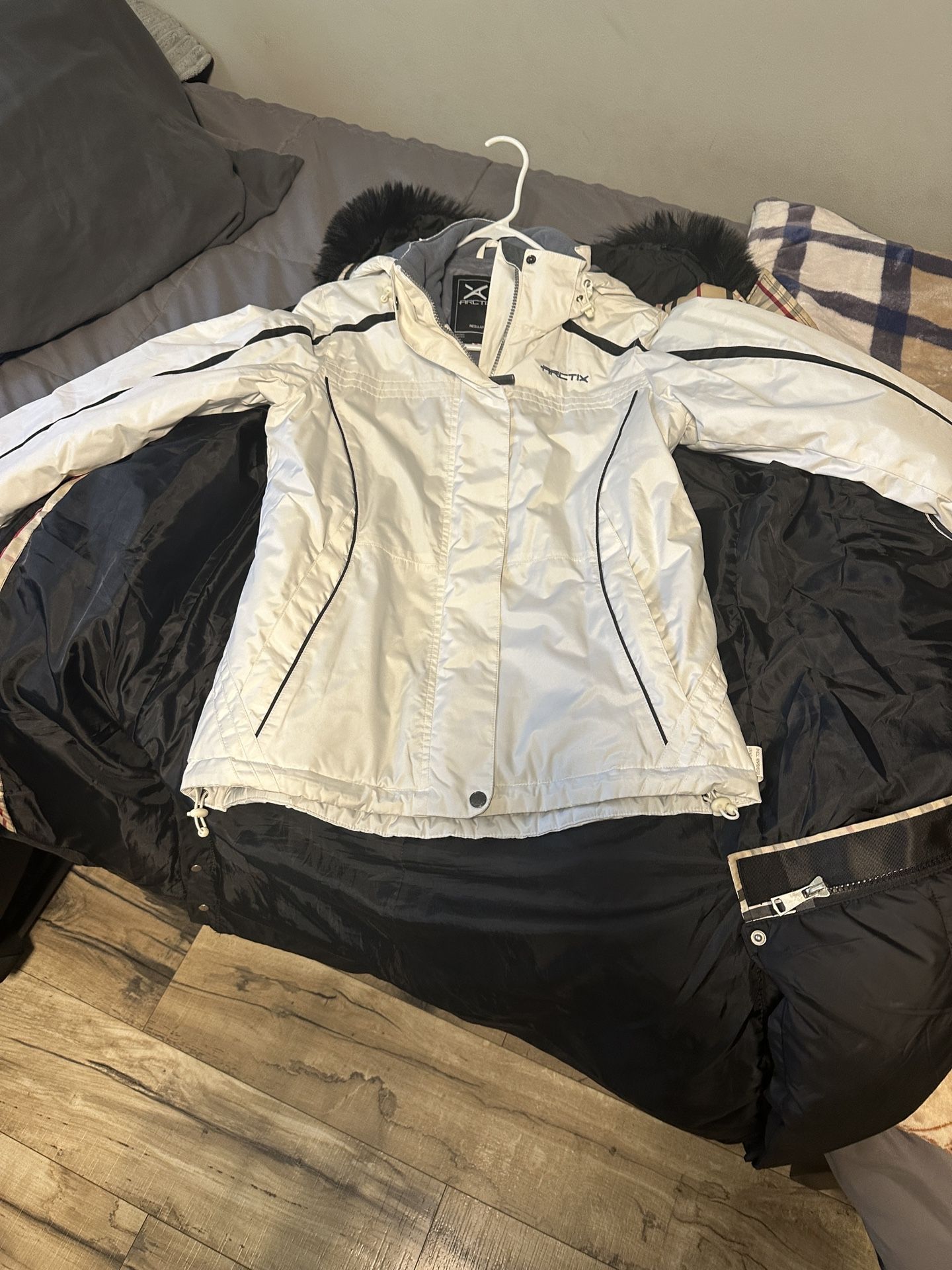 Ski Jacket 