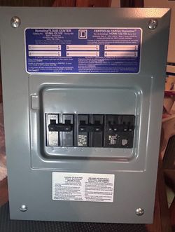 Square D Homeline HOM6-12L100 Load Center