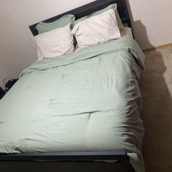Queen Bed Includes Everything 