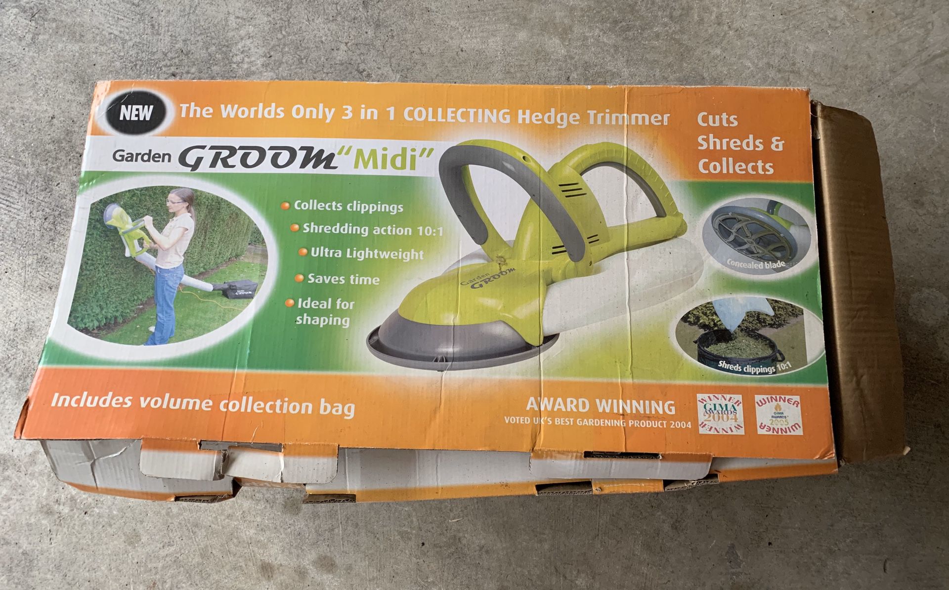 Almost new hedge trimmer