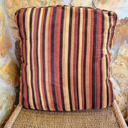 Turkish Wool Pillow - 20 Inches Square