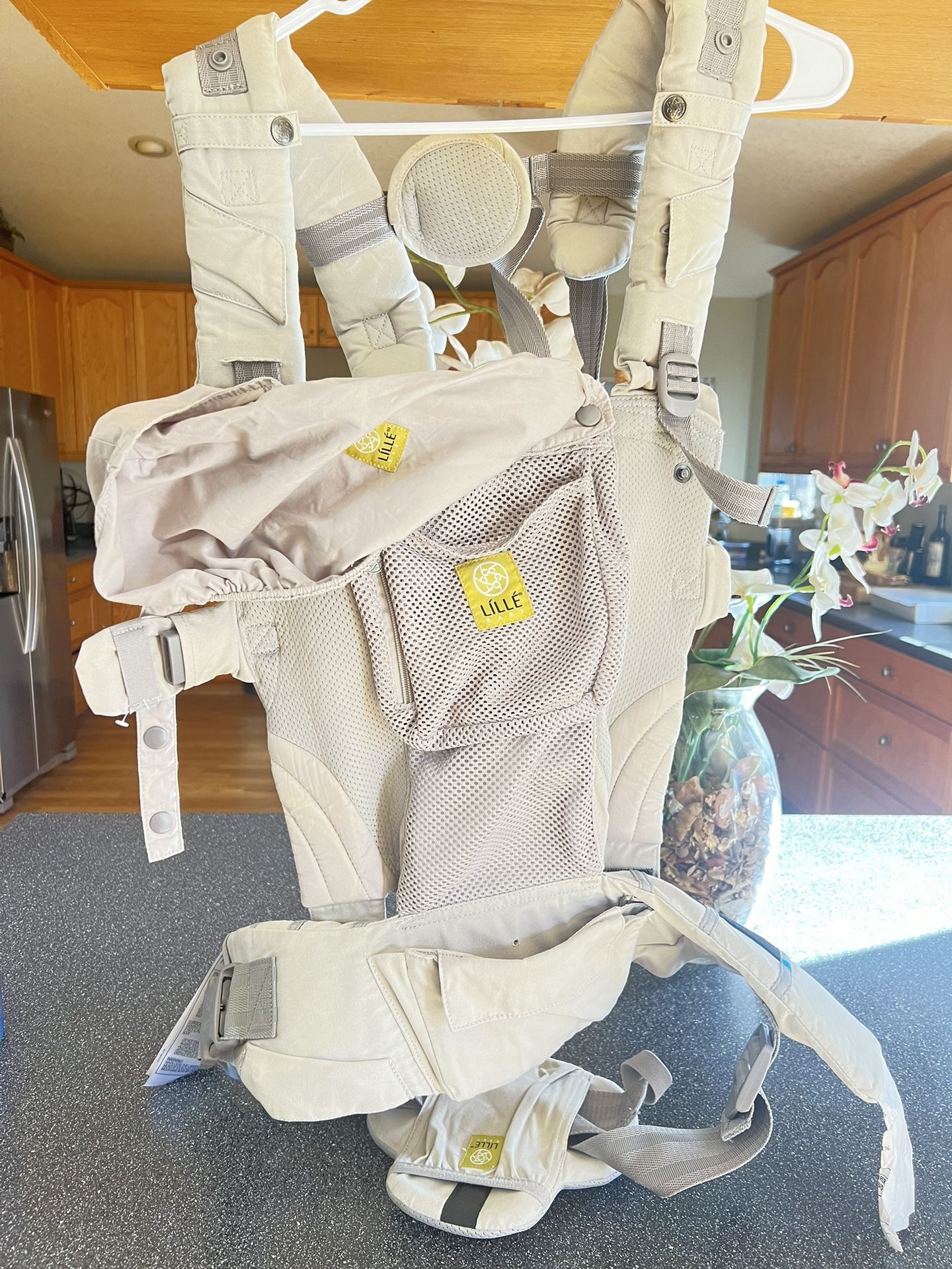 Lillebaby Carrier