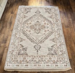 Neutral Medallion Area Rug