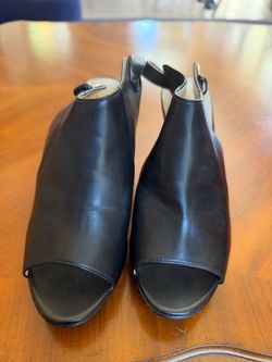 Women’s Kenneth Cole brown boots size 8.5