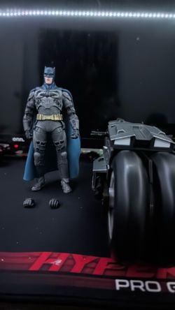 MCFARLAND BATMAN FROM THE FLASH MOVIE