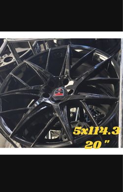 20" Wheels | Bolt Pattern: 5x114.3 (5x4.5) ​Give your daily driver, muscle car, or crossover a massive upgrade! Popular 20-inch wheels in the super ve