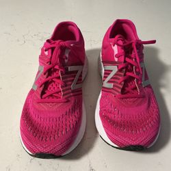 New Balance 860 youth athletic shoes size 6.5W