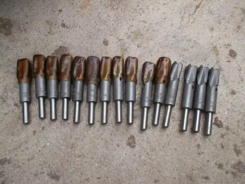 Brown 17/32" Drill Bit Classic Tool Vintage Tools Machinist Hole Shank bits