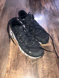 Men’s Nike Metcons 9.5