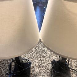 2 white table lamps 