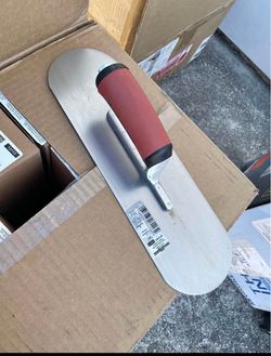 New in Box Marshalltown Plastic Pool Trowel 16 x 4 Inch