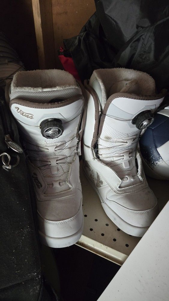 Snowboarding Boots