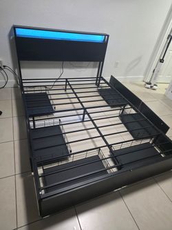 Bed for sale like new
