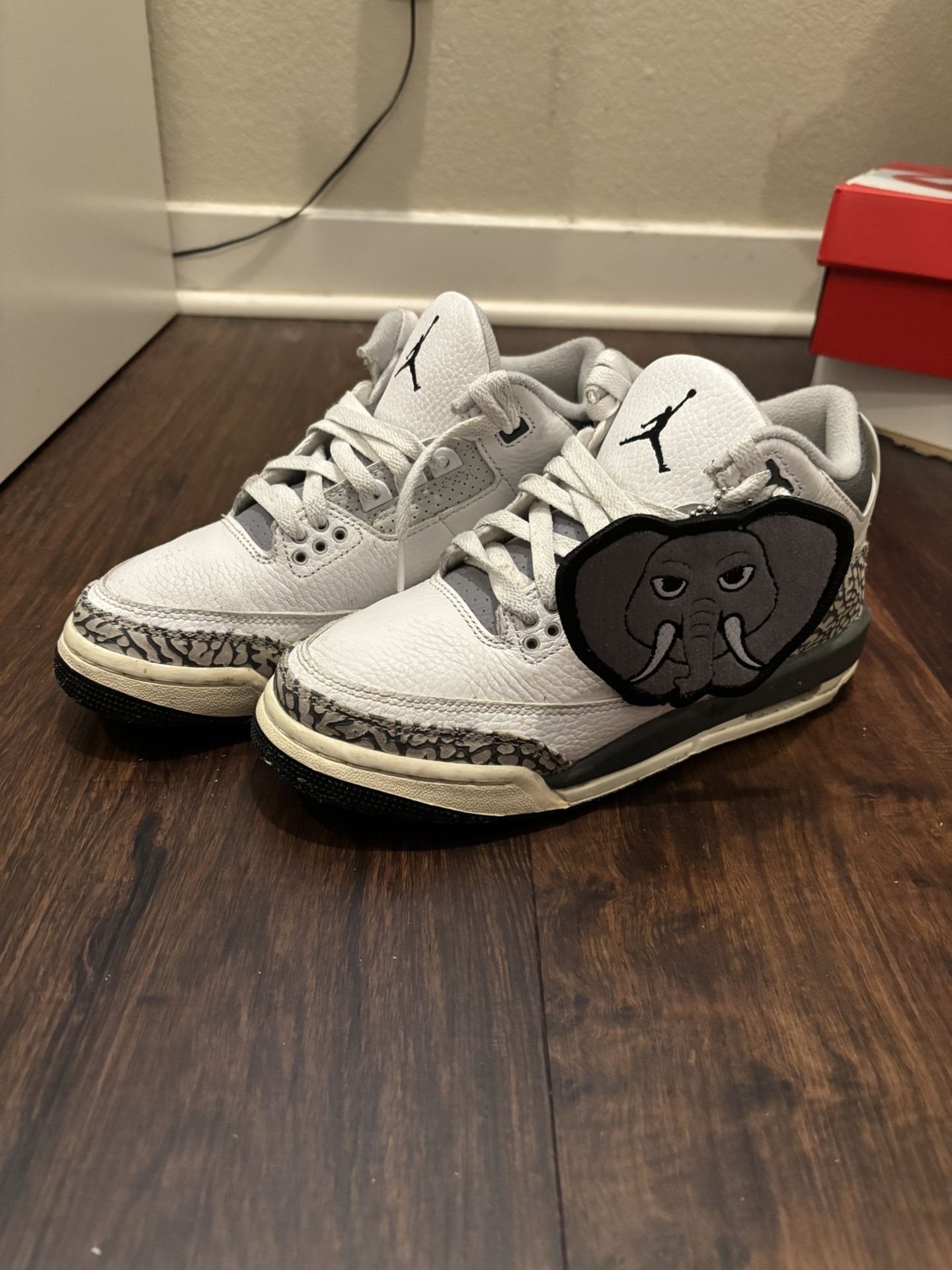 Jordan 3 Hide N Seek, 5Y, 6.5 women’s