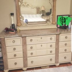 Queen Bed With Mattress 