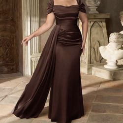 Women’s Dress Size 14