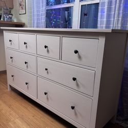 White Stained 8- Drawers Dresser.