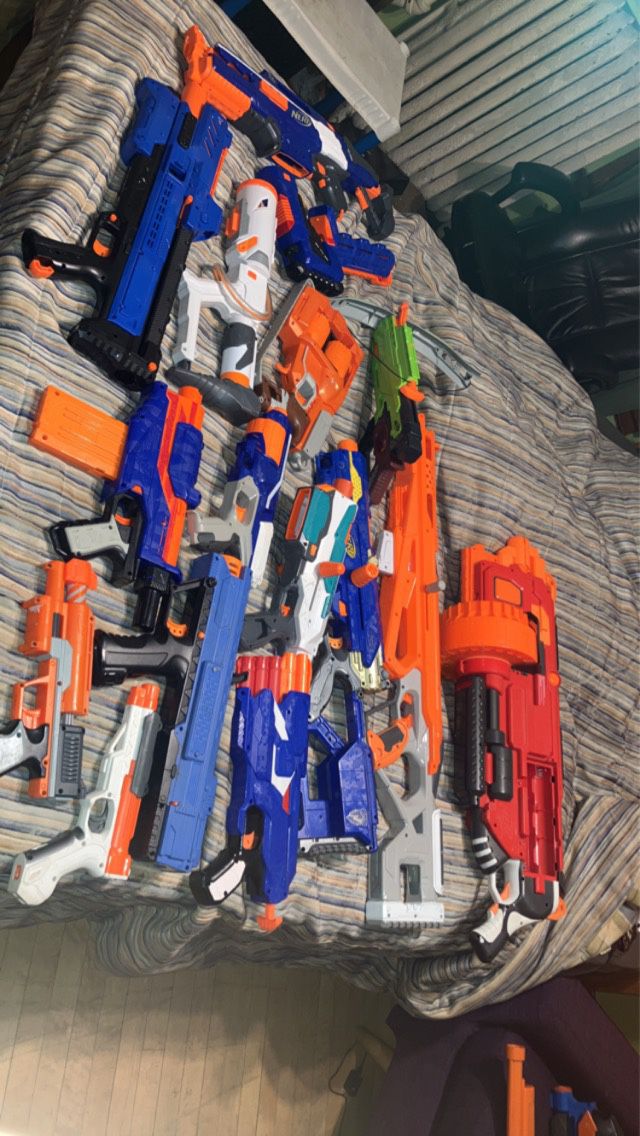 Nerf Guns And Darts Clips Attachments Any Were From 5 To 20
