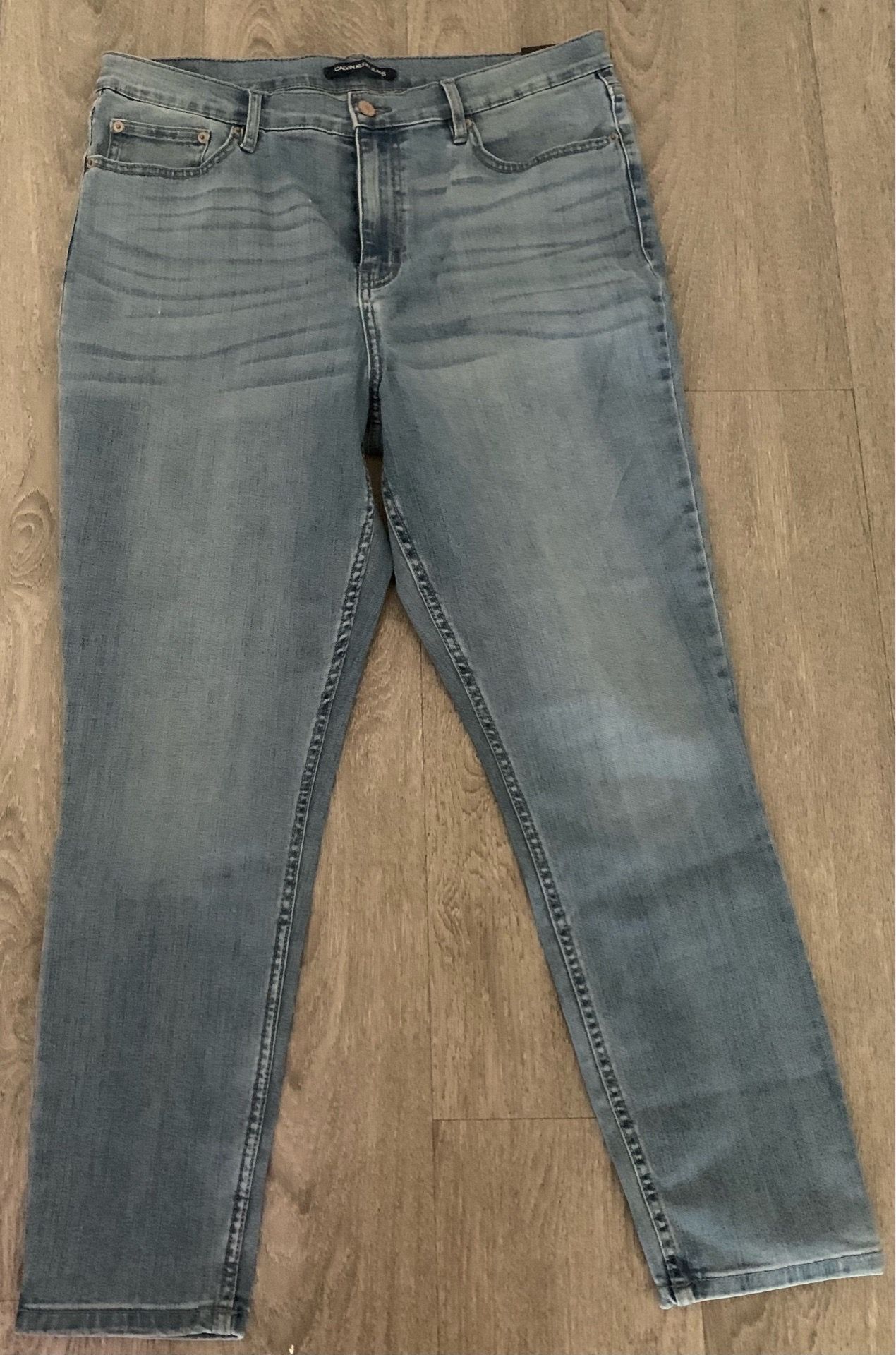 New Calvin Klein woman jeans