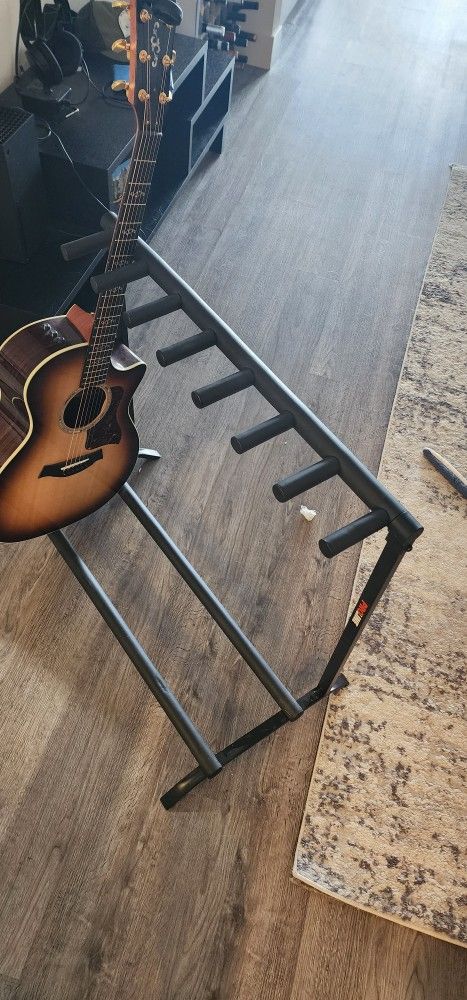 Pro line Collapsible 7 guitar Stand