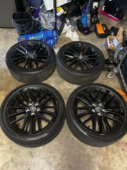 2023 8th gen Camry  stock 19 inch wheels for $1,000
