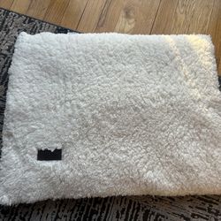 Self Warming Cat/Dog Bed Self Heating