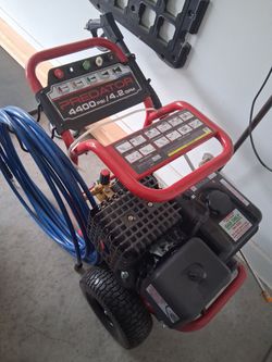 Predator 4400 PSI  Pressure Washer