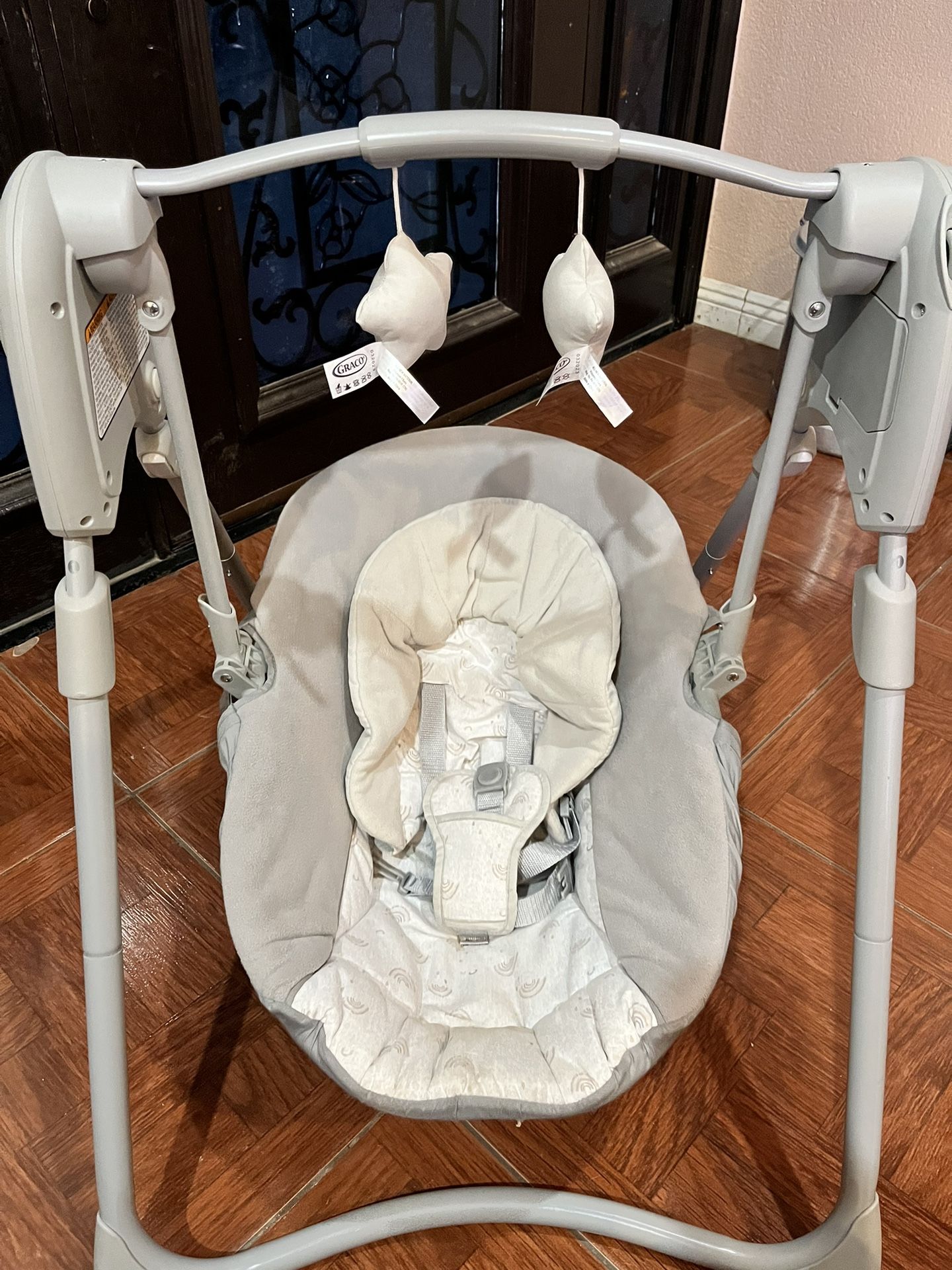 graco baby swing