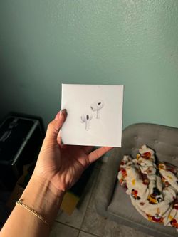 AirPods
