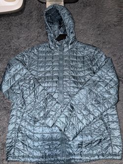 Mens the North face Size XL thermoball hooded Jacket