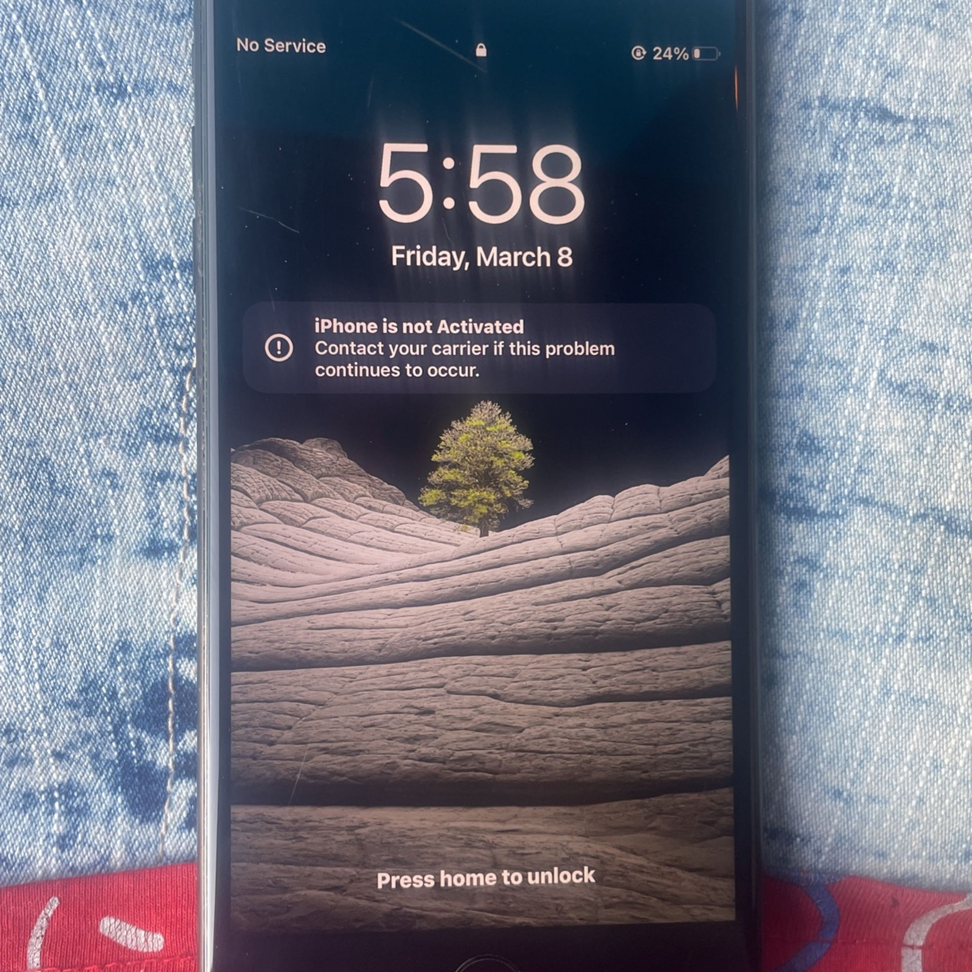 Locked iPhone 7