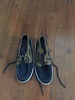Boys shoes size 3