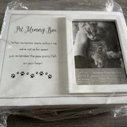 NEW Pet Memory Box New Approx 10" x 8"