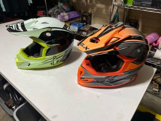 Dirt bike motorcycle helmets