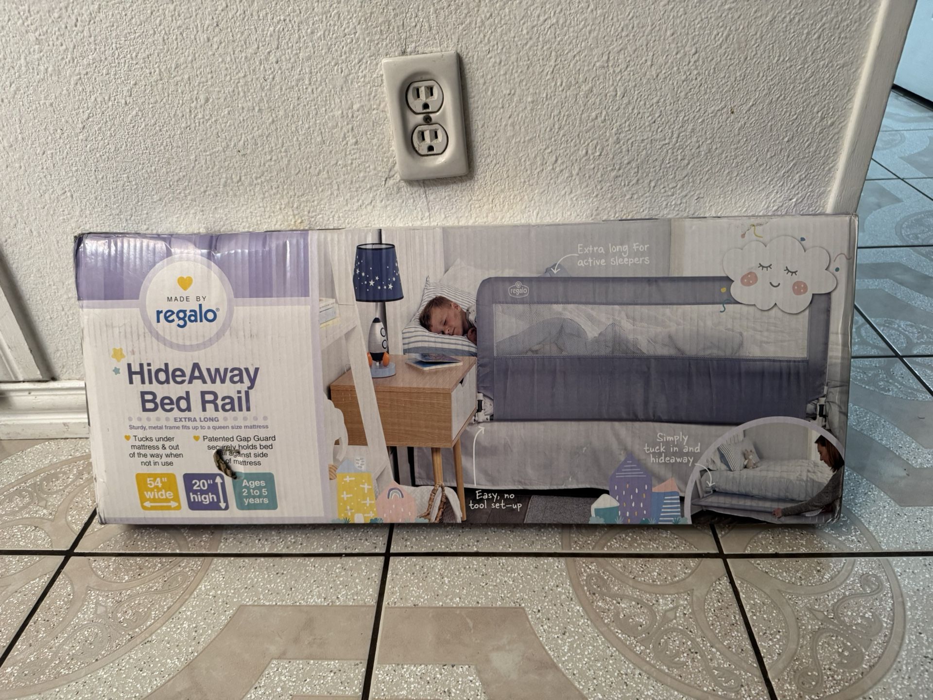Regalo Extra Long Hideaway Metal Bedrail Gray Baby/Toddler Safety Bed Rail