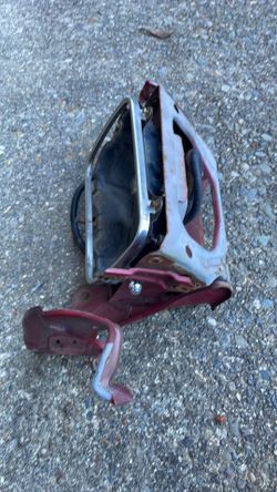 91 92 93 94 Nissan 240SX OEM Headlight Assembly - Right