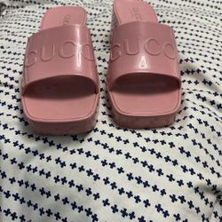 GUCCI Rubber slide Pink