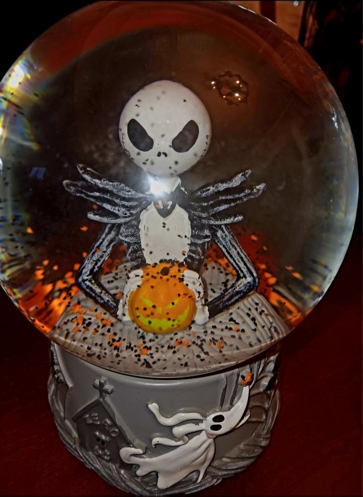 Nightmare Before Christmas Musical Snowglobe/Disney
