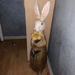 bunny statue