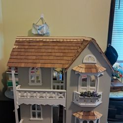 Dollhouse